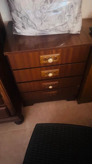 2 Mesitas noche 3 cajones madera