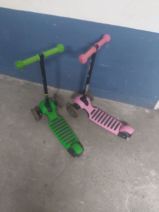 2 Patinetes infantiles, rosa y verde