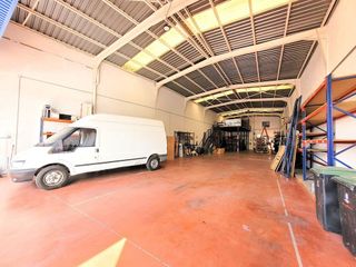 Nave industrial en venta en Zona Industrial en Paracuellos de Jarama