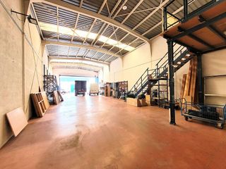 Nave industrial en venta en Zona Industrial en Paracuellos de Jarama