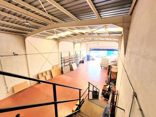 Nave industrial en venta en Zona Industrial en Paracuellos de Jarama