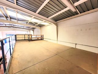 Nave industrial en venta en Zona Industrial en Paracuellos de Jarama