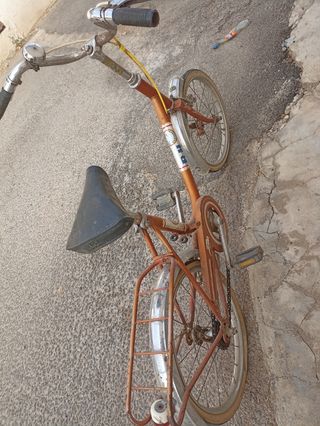 Bicicleta BH antigua azul Y marrón pequeña