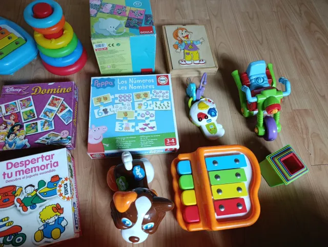 Juguetes y puzzles niños 0-5 años