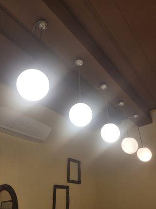 Lampade a sospensione in vetro opalino bianco
