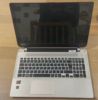 Portátil Toshiba Satellite S50D
