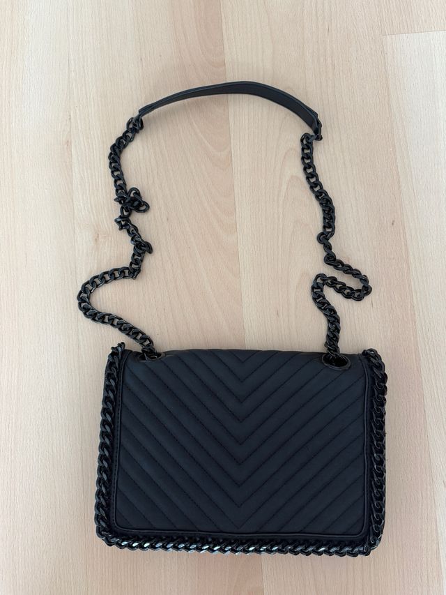 Bolso Aldo negro estilo Chanel