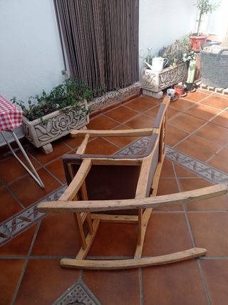 Silla mecedora madera vintage