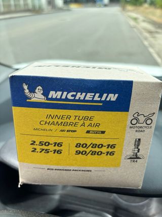 Cámara Michelin 2.50-16 / 2.75-16