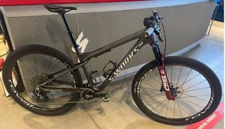 Cuadro y horquilla S-Works Epic world cup