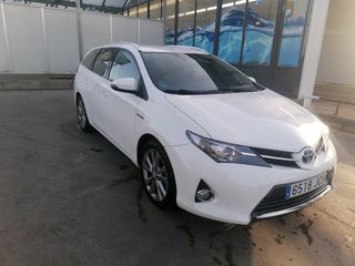 Toyota Auris 2015