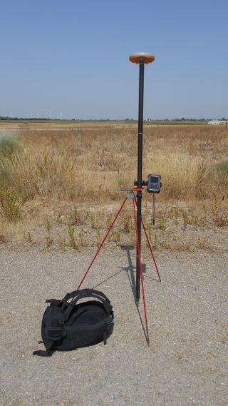 Altus NR2 - GPS GNSS RTK