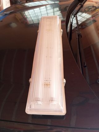 Pantalla tubo fluorescente 