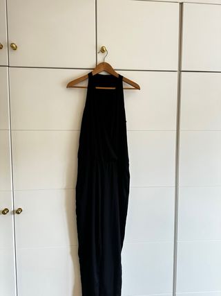 Mono negro elegante