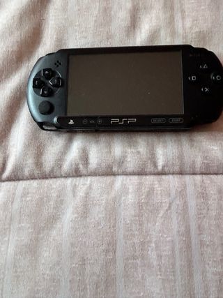 Nintendo PSP más funda 