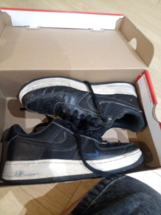Nike Air Force 1 negras