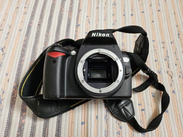 Câmera Nikon D60 peças ou reparação