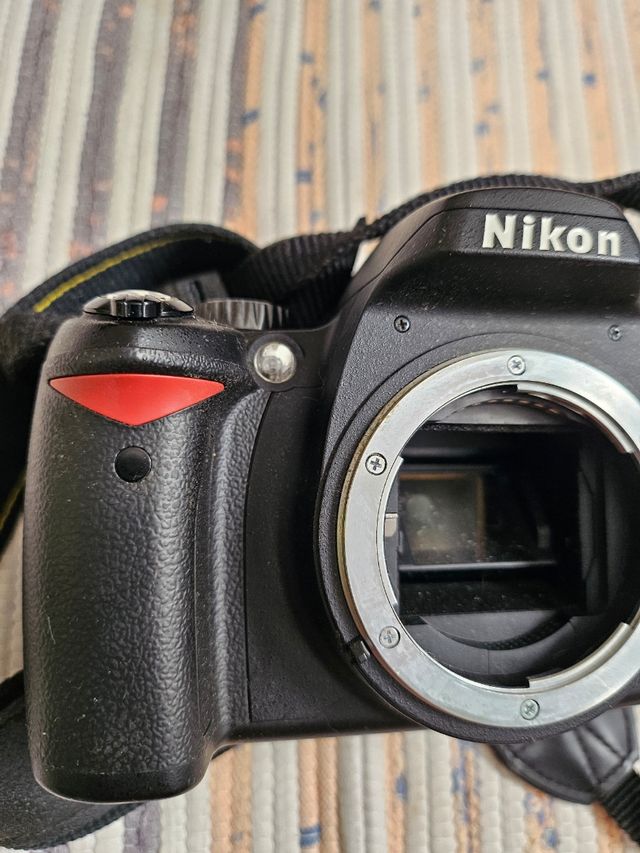 Câmera Nikon D60 peças ou reparação