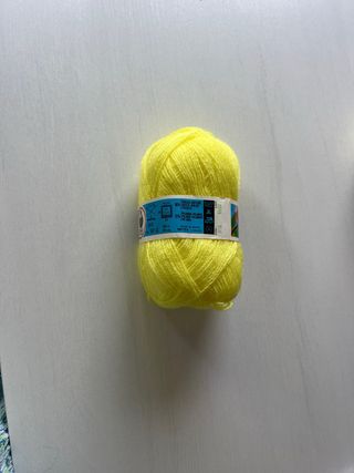 8 ovillos lana STOP PRIMAVERA- amarillo