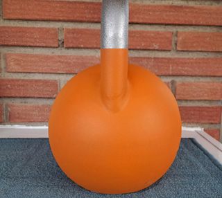 Kettlebell Pesa Rusa ZIVA 28 kg Competición
