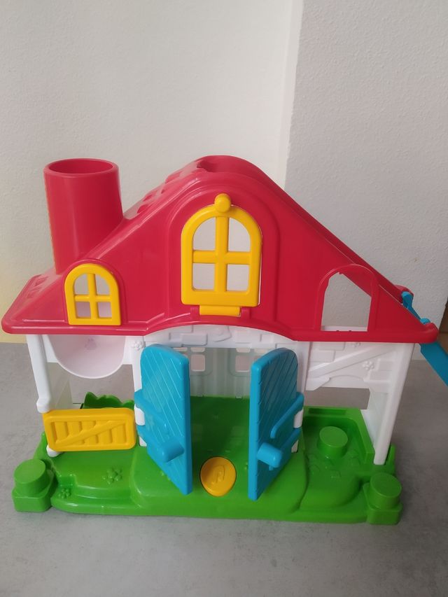 Casa musical Moltó con tobogán