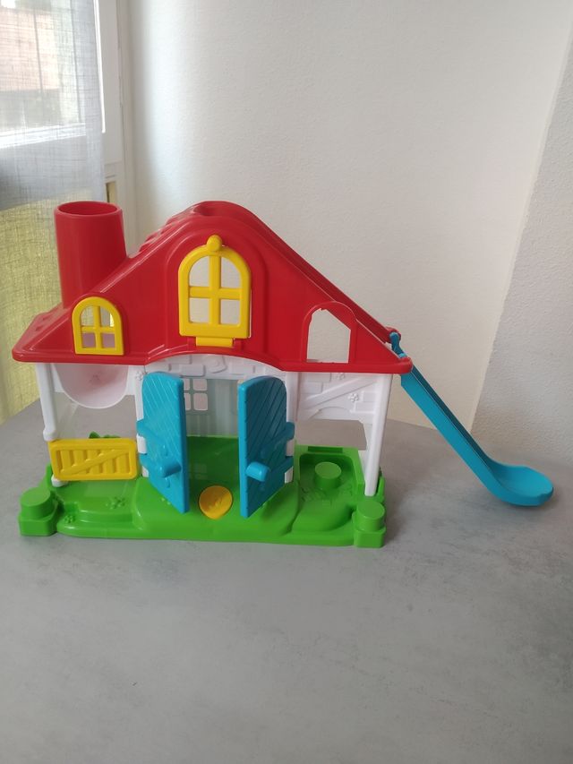 Casa musical Moltó con tobogán