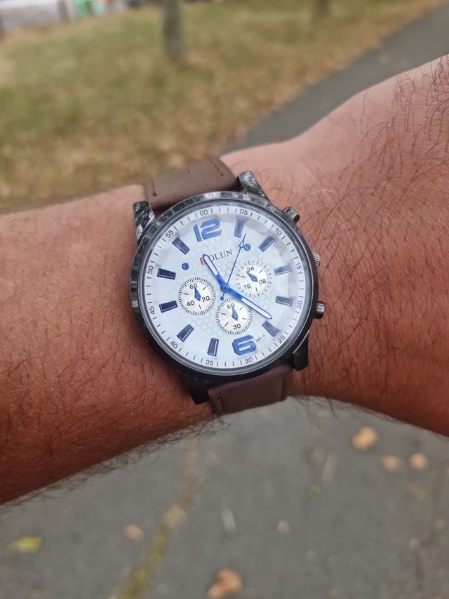 Reloj BOLUN marrón y blanco