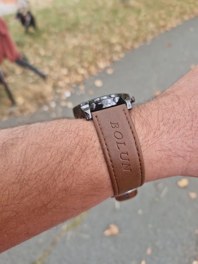 Reloj BOLUN marrón y blanco