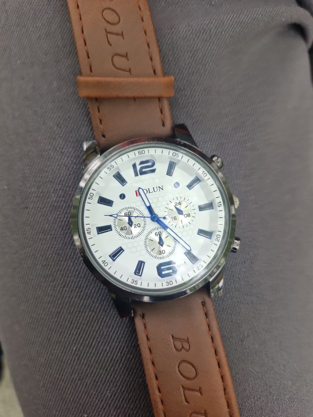 Reloj BOLUN marrón y blanco