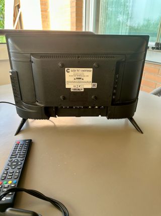 TV LED UNISPECTRA 19" 12V