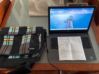 Portátil Dell Inspiron 5558 Gris Reacondicionado.