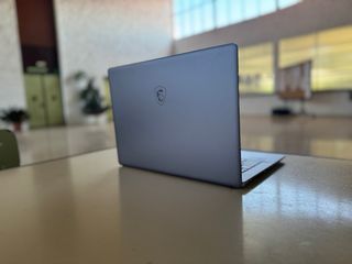 Computer portatile MSI Creator z16 grigio