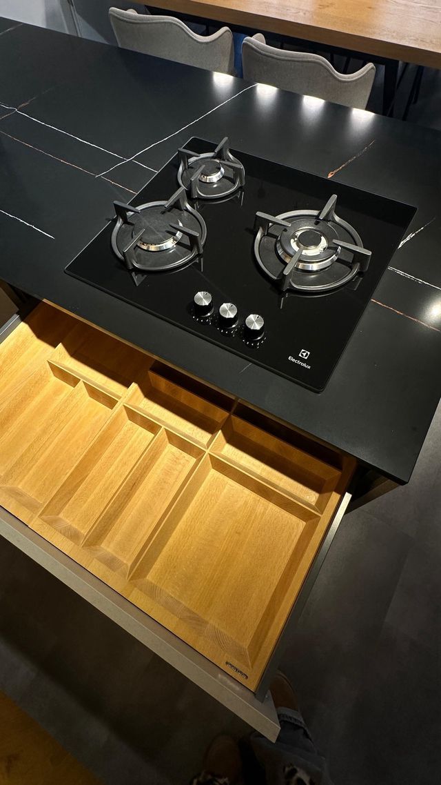 MOBILIARIO DE COCINA (LIQUIDACION EXPOSICION)