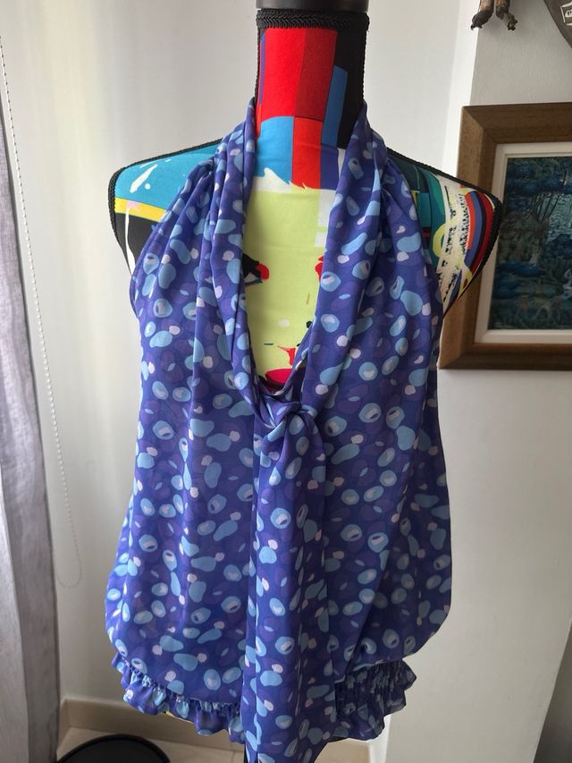 Top azul y morado con lazo