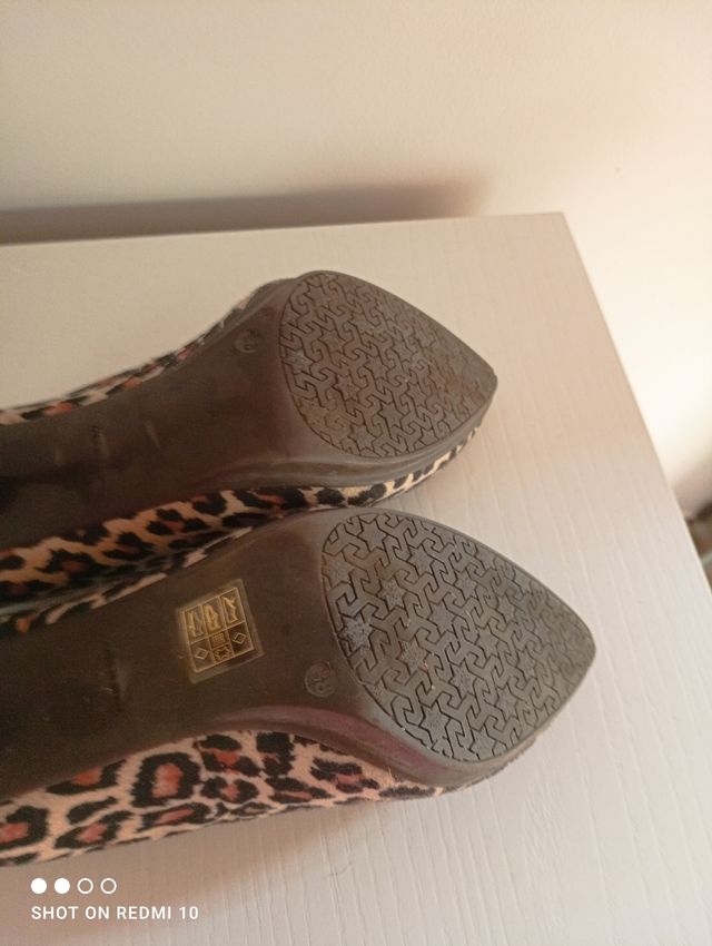 Zapatos tacón leopardo 38