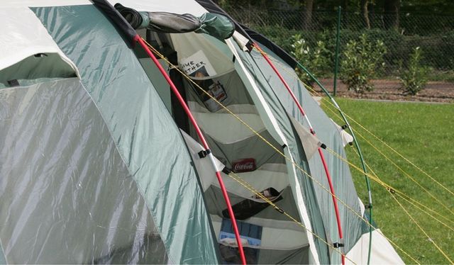 Tienda Skandika Jasper II - Nueva, sin estrenar.