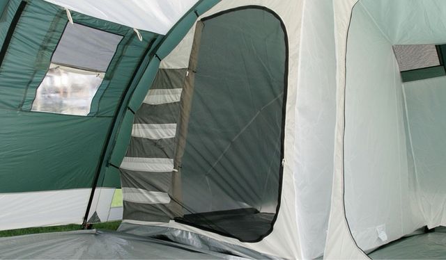 Tienda Skandika Jasper II - Nueva, sin estrenar.