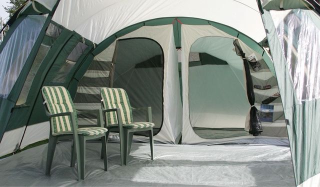 Tienda Skandika Jasper II - Nueva, sin estrenar.