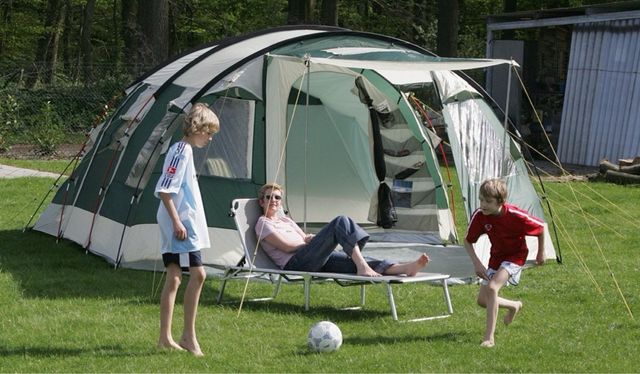 Tienda Skandika Jasper II - Nueva, sin estrenar.