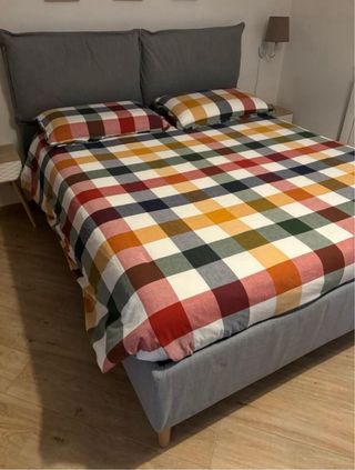 Letto matrimoniale con cassettone