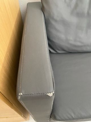 Sofá sencillo y moderno de 3 plazas gris