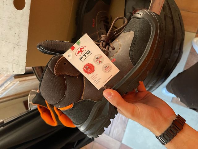 Scarpe antinfortunistiche FTG Marroni