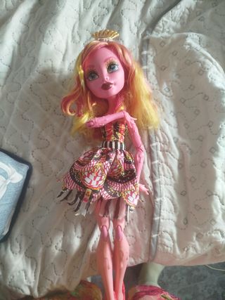 Muñeca Monster High Gigante