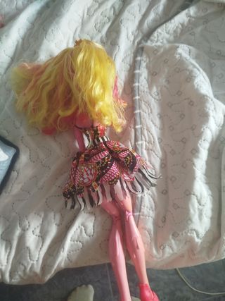 Muñeca Monster High Gigante