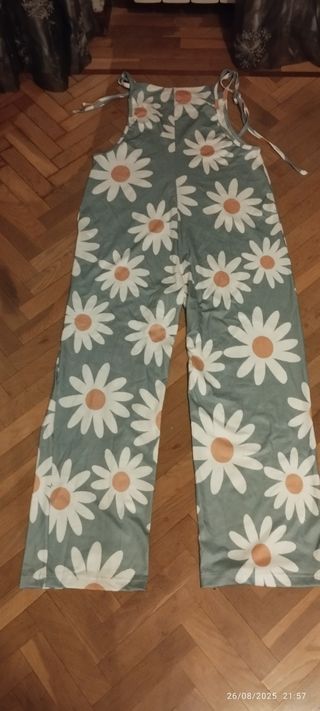 Mono verde estampado flores - Talla M