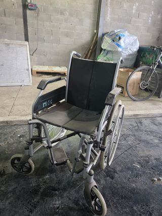 Silla de ruedas en buen estado 