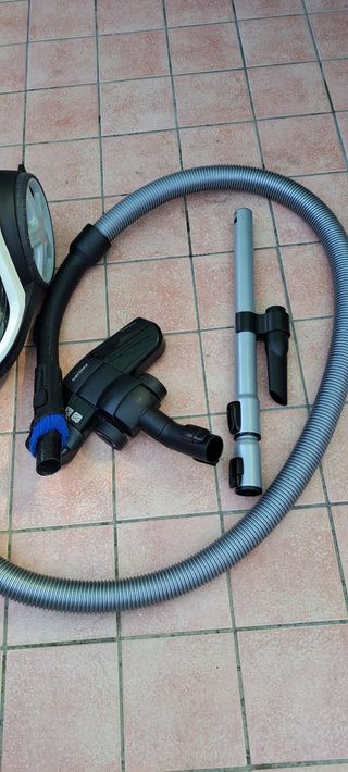 Aspirapolvere Philips PowerPro Compact 3000