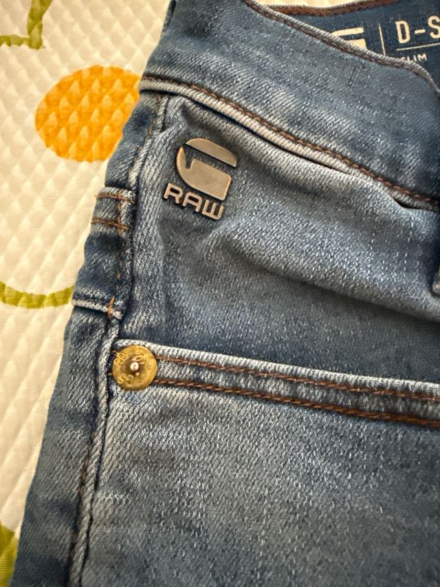 Vaqueros G-Star RAW talla 26/30