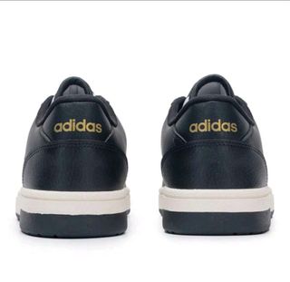 Tenis Adidas - Negros y Blancos