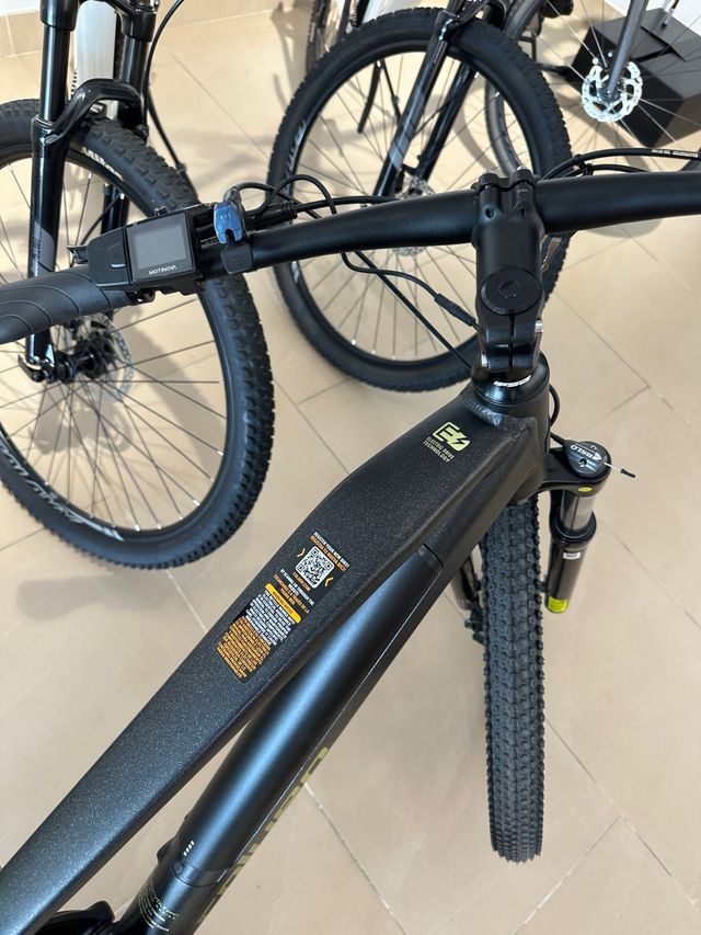 Bicicleta eléctrica Coluer QuickVolt Pro